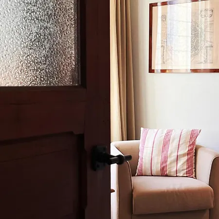 Otentik Bed & Breakfast 3*